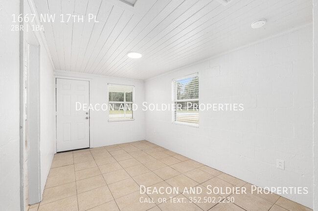 Building Photo - 1667 NW 17th Pl