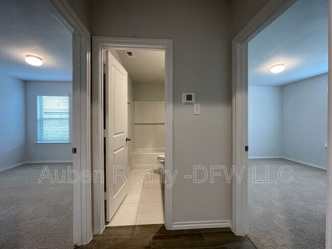 Building Photo - 5752 Brookville Dr