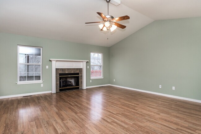 Building Photo - 5 Wreston Ln