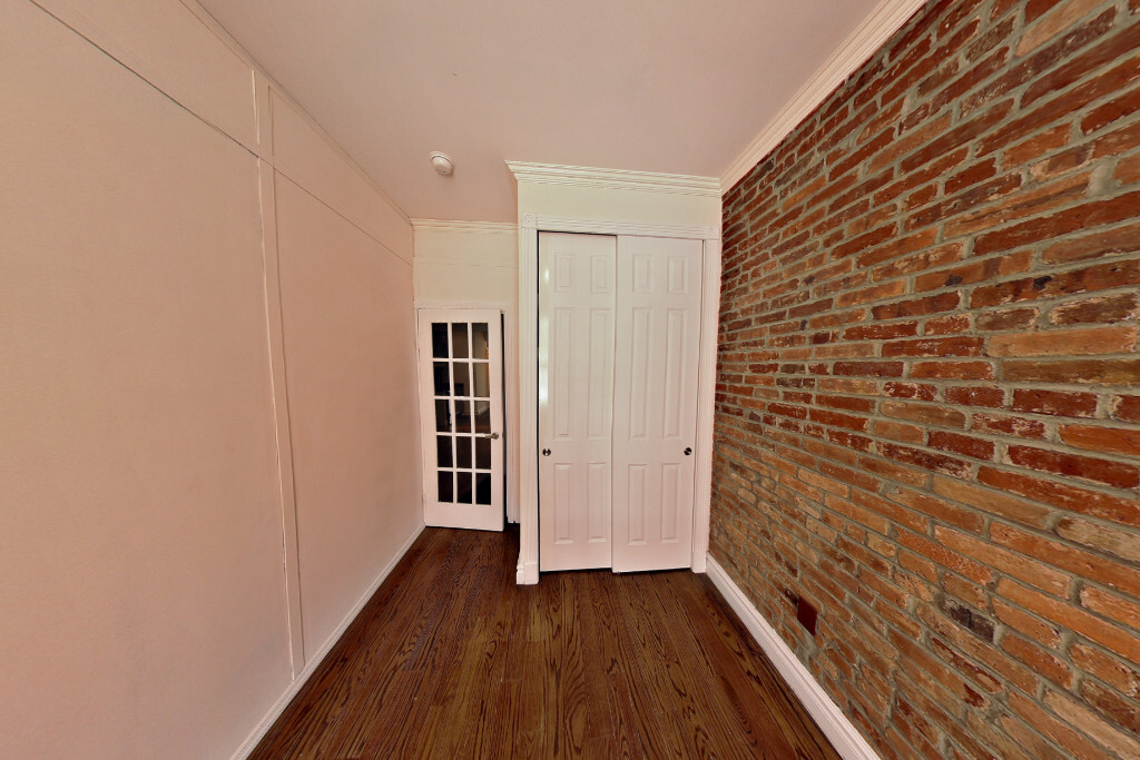 Building Photo - 420 W 51s Street (9th & 10th Ave), #4