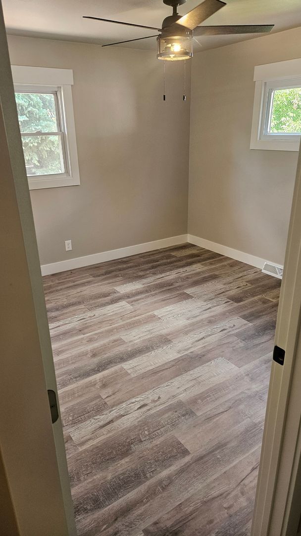 Building Photo - 3 Bedroom Cozy Remodeled Home