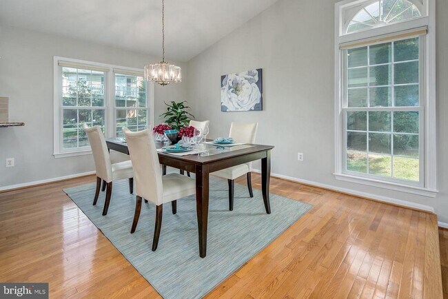 Building Photo - 26 Lily Pond Ct