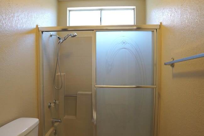 Building Photo - 68120 Tachevah Dr
