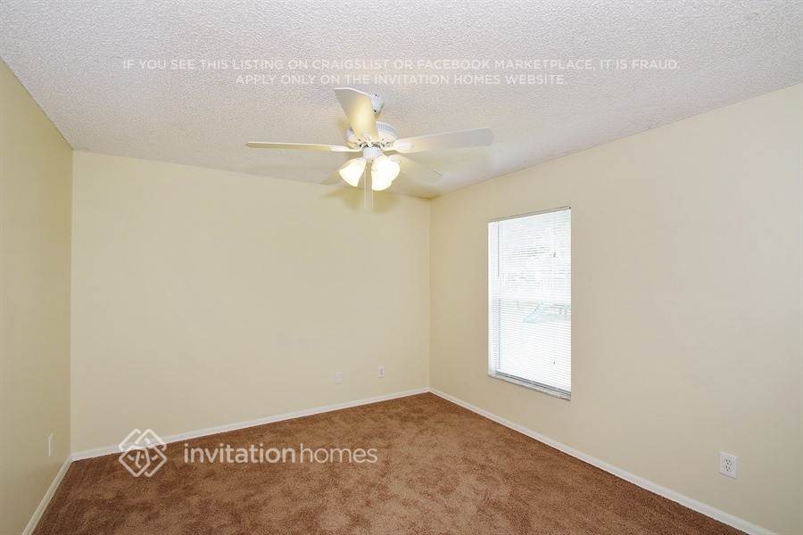 Building Photo - 3009 Tropical Cir SE