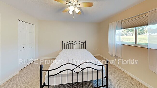 Building Photo - 9911 SW 96th St