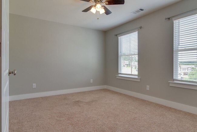 Building Photo - Beautiful Hermitage 3 Bed 2.5 Bath Home w/ Garage - Available For Lease Now!!!