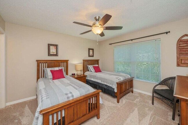 Building Photo - 4276 Calinda Ln