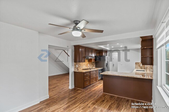 Building Photo - 129 John Kirk Ct