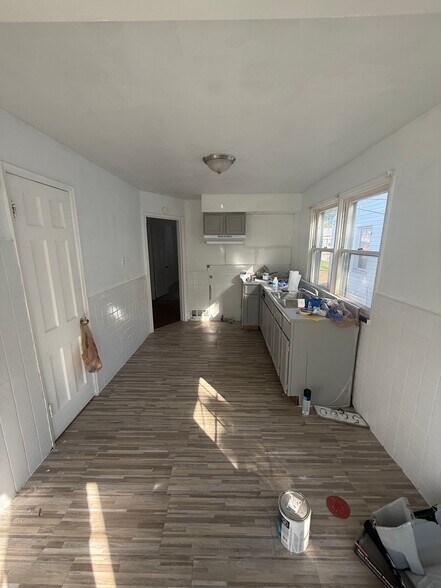 Building Photo - 5600 Gatesworth Ave