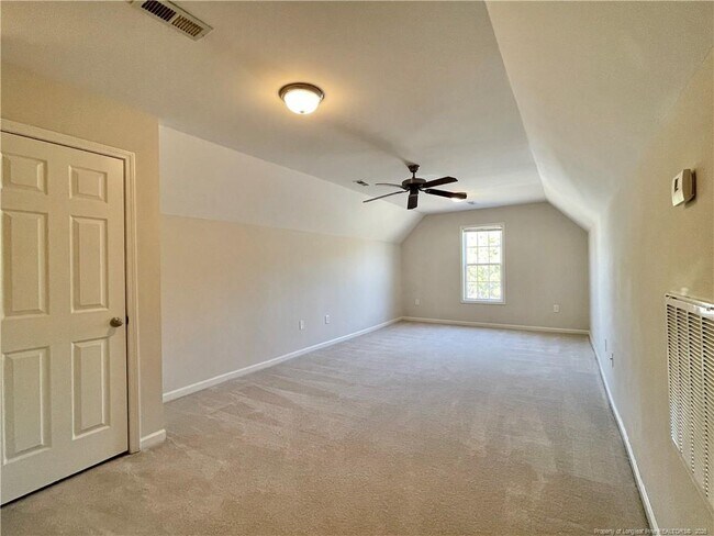 Building Photo - 60 Chinkapin Oak Cir