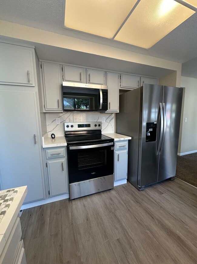 Building Photo - Newly Renovated 3bed 2.5 bath in Vacaville!