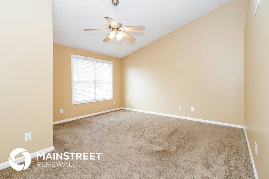 Building Photo - 7725 Pear View Ln
