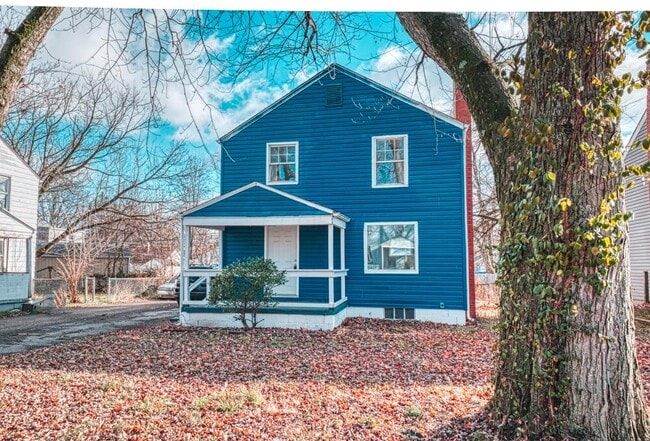Primary Photo - 2360 Taylor Ave
