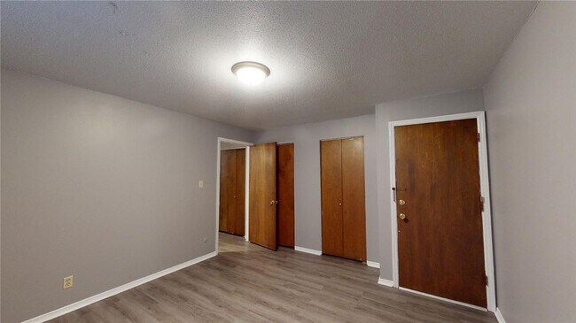 Building Photo - 309 E Christine Dr