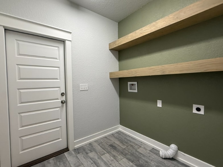 Building Photo - 311 Arroyo Hondo Terrace