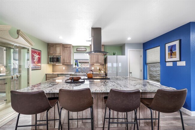 Building Photo - 28831 S Diamondhead