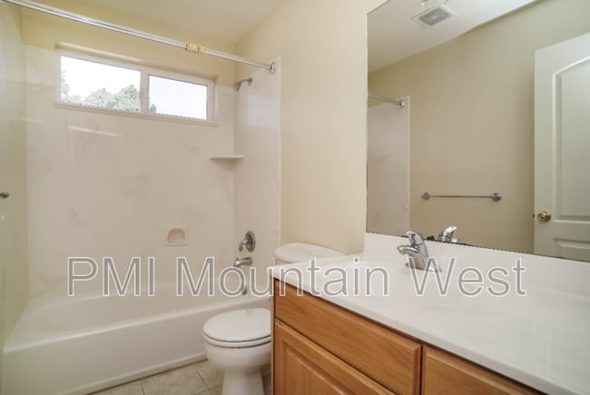 Building Photo - 144 S Mountain Rd