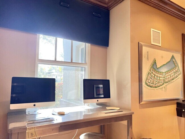 Building Photo - 840 Marina Del Ray Ln