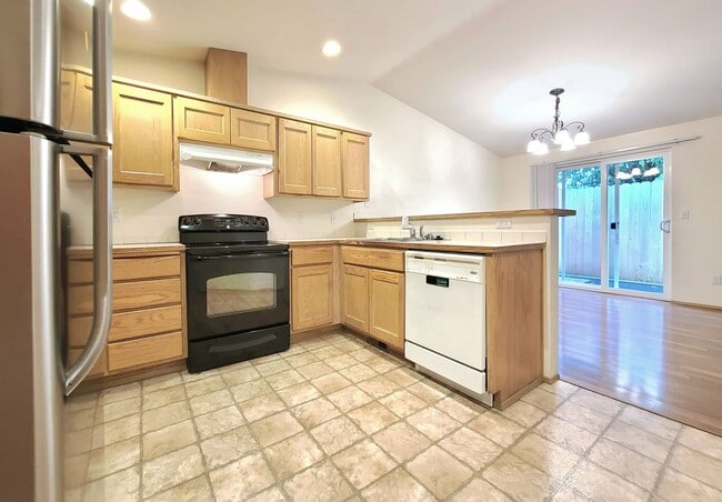 Building Photo - 3 bedroom/2 bath Rambler in Marysville