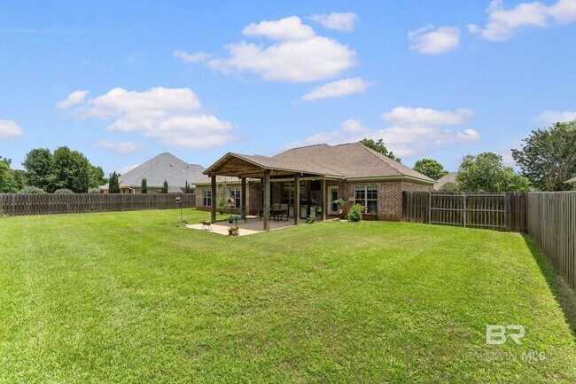 Building Photo - 25911 Tealwood Dr