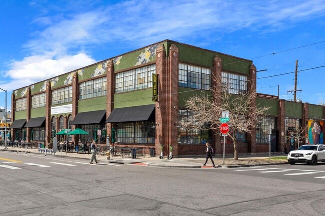 Building Photo - 2846 California St