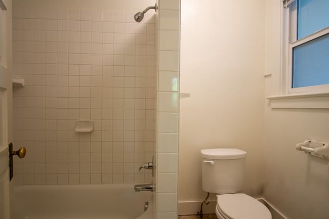 Building Photo - Lease this Beautiful Sullivan's Gulch Vintage 2-Bed w/Sunroom!