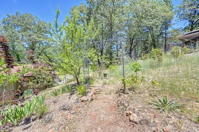 Building Photo - 16832 Alice Way