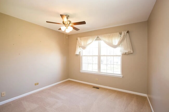 Building Photo - 707 Clover Hill Ct