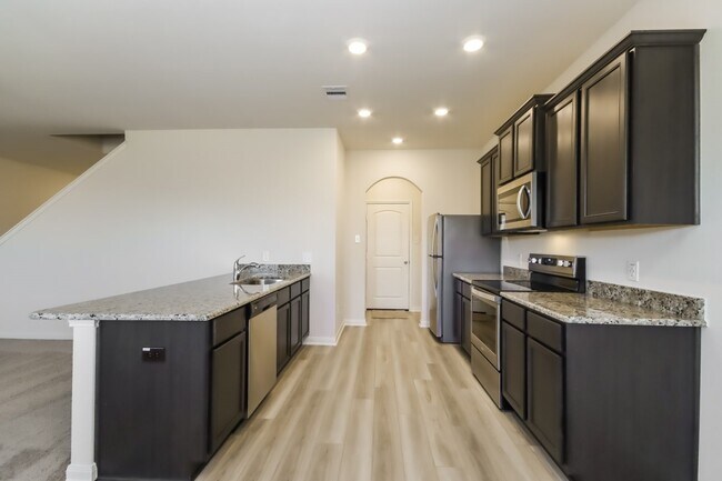Building Photo - 5911 Littoral Rd