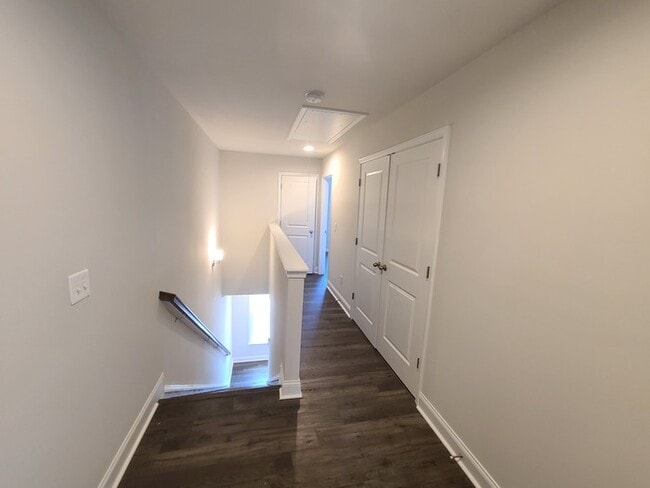 Building Photo - 3 Bed and 3 Bath Brand new ready for move-...