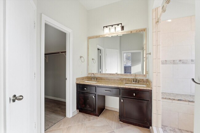 Building Photo - 4515 Chetco Ln