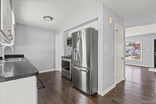 Building Photo - 1016 Amelia St