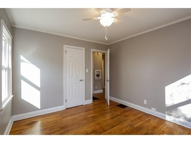 Building Photo - 1068 Faith Ave SE