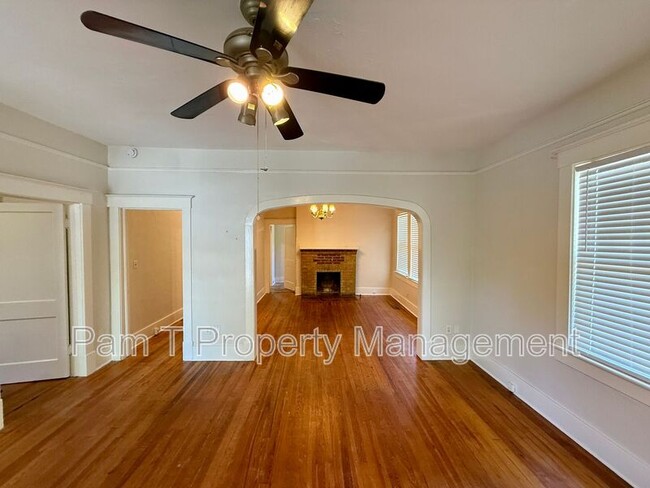 Building Photo - 101 Forrest Ave