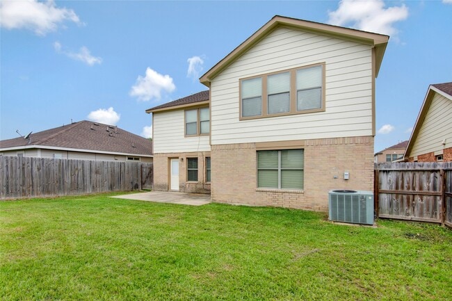 Building Photo - 16334 Cole Bridge Ln