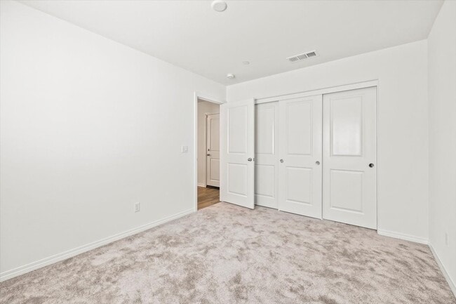Building Photo - 5547 Lasso Dr