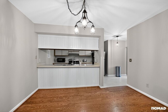 Building Photo - 120 Finley Forest Dr