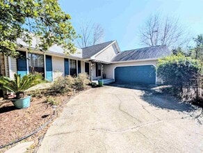 Building Photo - 9616 Bobwhite Terrace