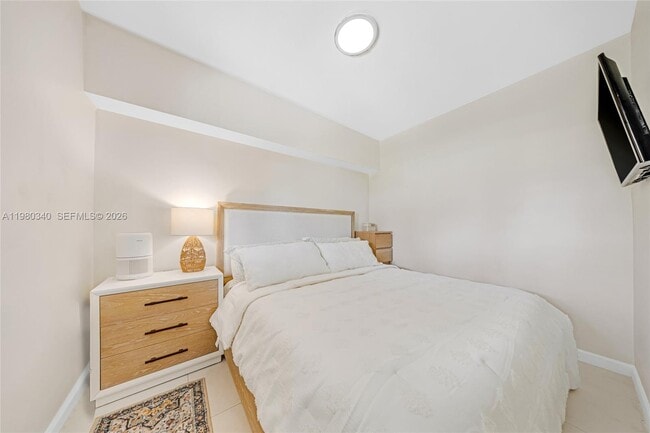 Building Photo - 172 Bentley Dr