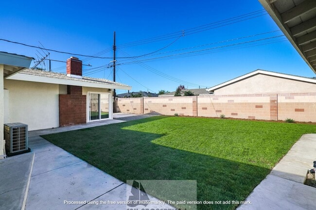 Building Photo - Welcome to this stunning 4-bedroom, 3-bathroom home located in Westminster