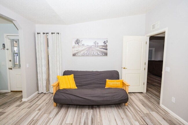 Building Photo - 3 BEDROOM 2 BATH 2 CAR GARAGE POOL HOME W/...