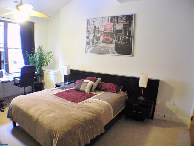 Building Photo - Beautiful 2 Bedroom Available in Manayunk