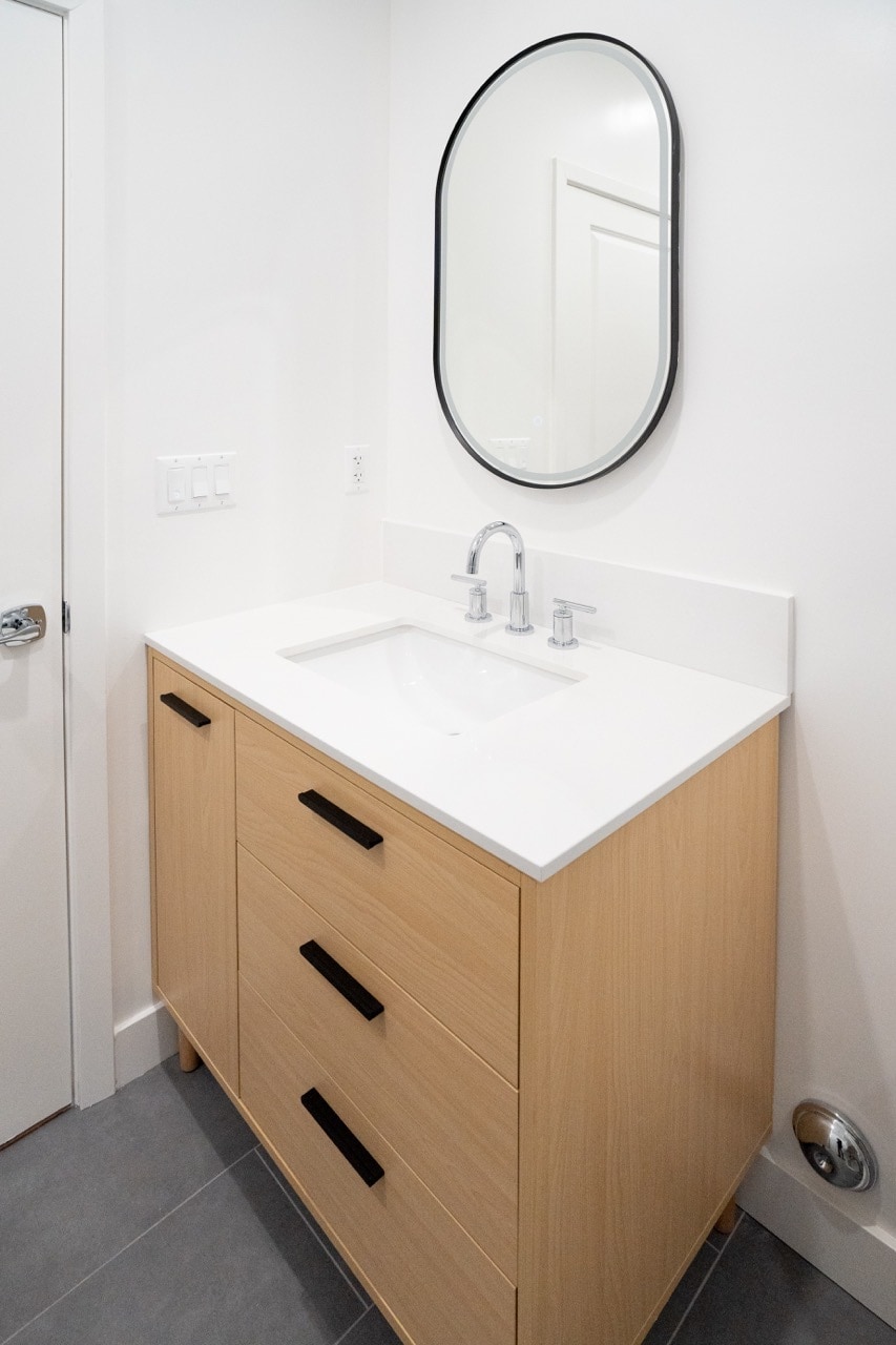 Building Photo - 4124 W Ave 42