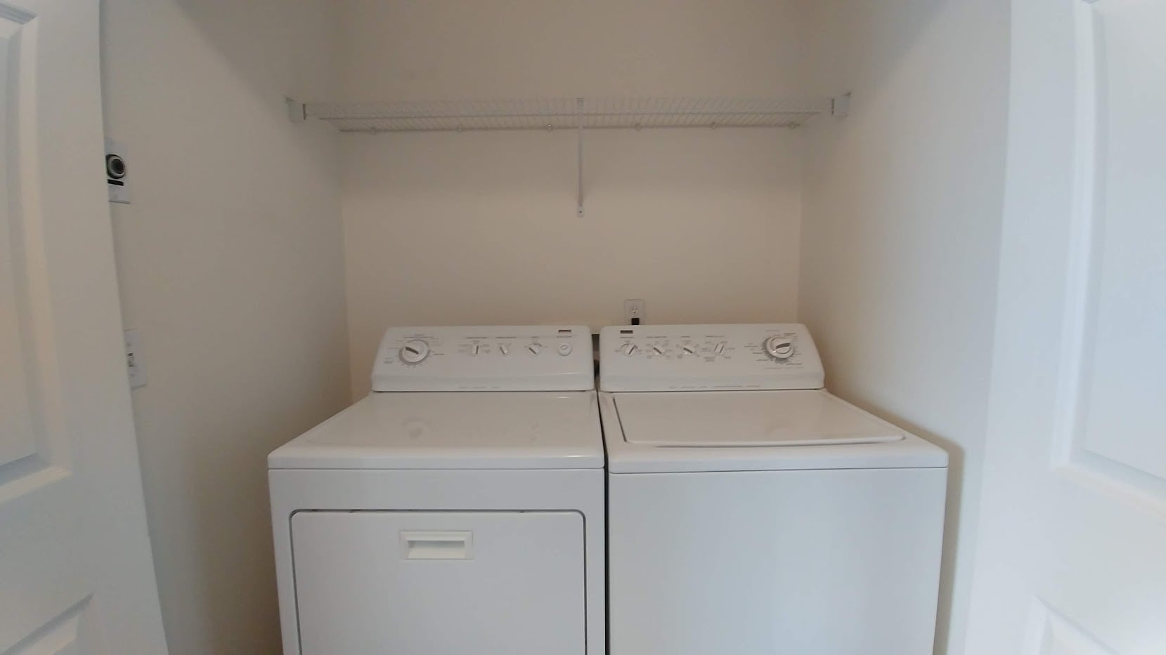 Building Photo - 1050 Lost Trail Dr