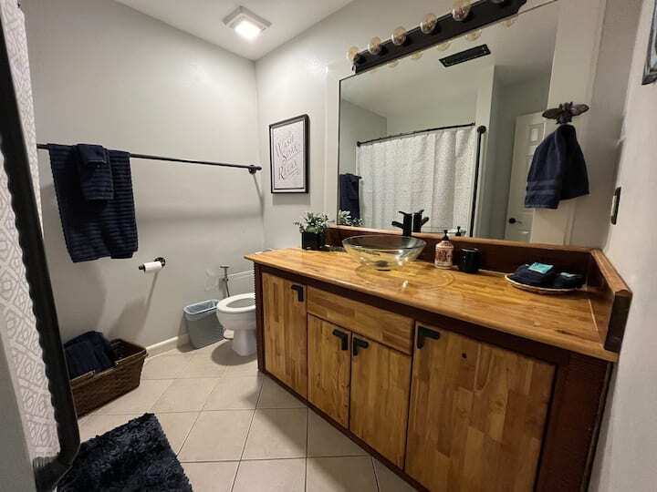 Building Photo - 12102 Carriage Ct SE