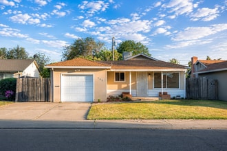 Building Photo - Adorable 1 Story Home For You