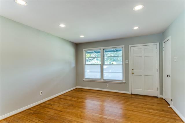 Building Photo - 10527 Solta Dr