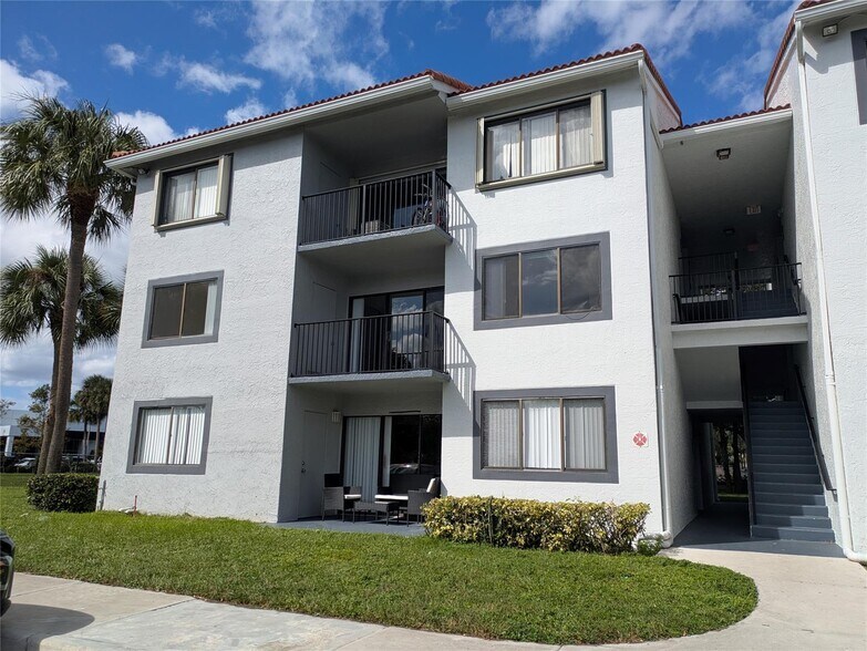 Primary Photo - 9288 W Atlantic Blvd