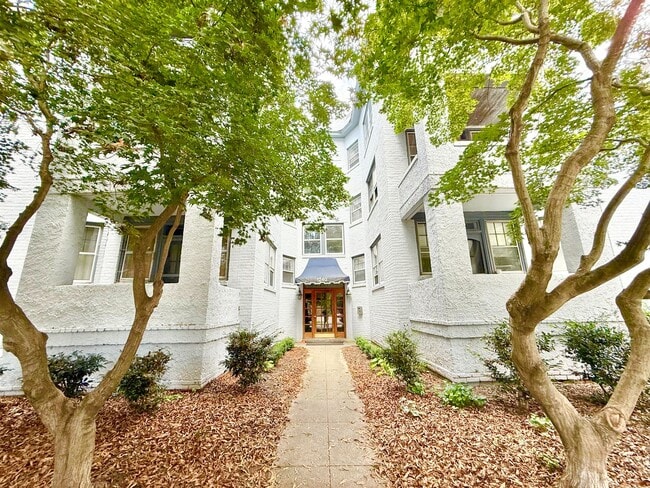 Primary Photo - **BEST DEAL**Ghent -2 Bedroom condo 2nd Fl...