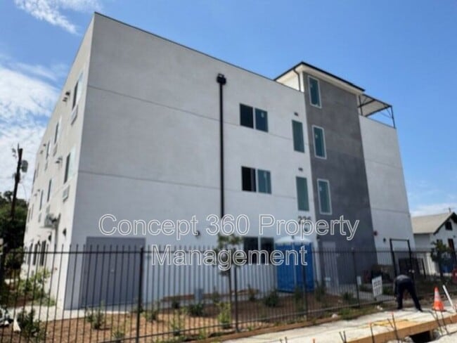 Primary Photo - 226 W 87th St